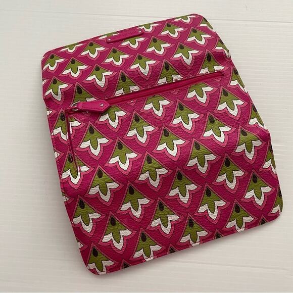 Vera Bradley trifold wallet pink white and green abstract floral pattern - Picture 3 of 5